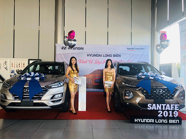 Hyundai Long Biên tổ chức roadshow và lái thử tôn vinh vẻ đẹp phụ nữ Việt Nam 20-10 - 1