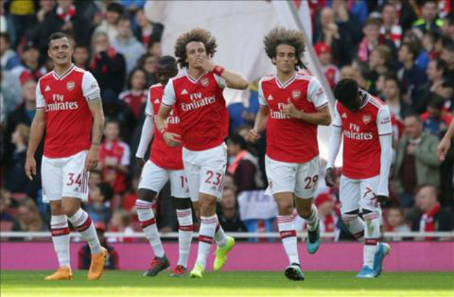 Arsenal hướng đến thắng lợi tiếp theo