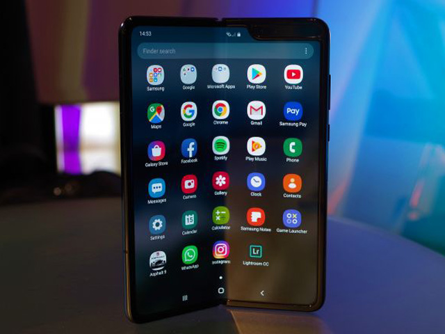 Galaxy Fold đã cập nhật thêm tính năng từ Galaxy Note 10