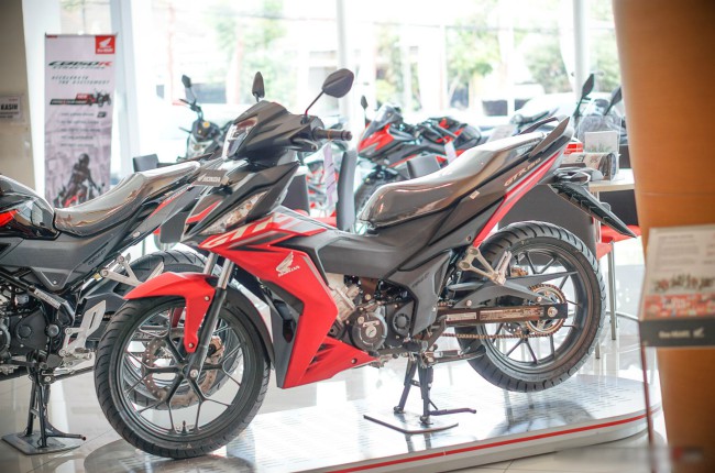 Tuy nhiên, cũng có ý kiến cho rằng việc 2020 Honda Supra GTR150 chỉ cải tiến mà không thay đổi hoàn toàn cũng là một điều hay trong khi Winner X vẫn còn nhiều tranh luận bởi lối thiết kế có vẻ pha trộn nhiều thứ.