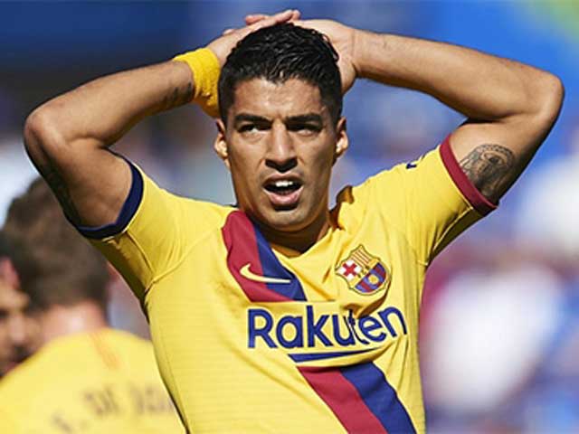 Suarez đang không được lòng các CĐV Barca