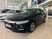 Tin tức ô tô - Cận cảnh Honda Accord hoàn toàn mới tại đại lý, giá bán cao hơn Toyota Camry