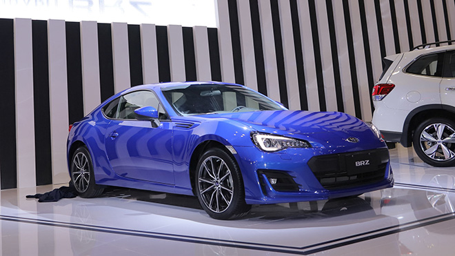 Cận cảnh siêu phẩm hàng hiếm Subaru BRZ 2019 số sàn tại Triển lãm Ô tô Việt Nam năm nay - 5