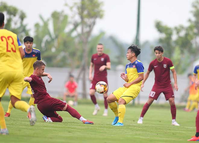 U19 Việt Nam đấu đội châu Âu: Bay người đánh đầu đẹp mắt, SAO trẻ SLNA chốt hạ - 4