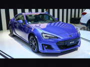 Tin tức ô tô - Cận cảnh siêu phẩm hàng hiếm Subaru BRZ 2019 số sàn tại Triển lãm Ô tô Việt Nam năm nay