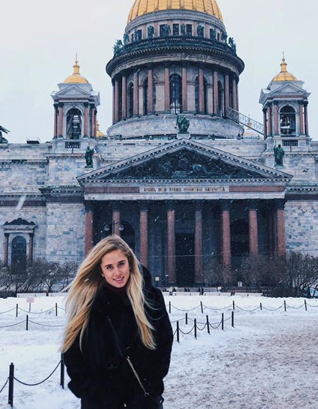 Yulia ngoài công việc của một VĐV còn là người mẫu nghiệp dư.
