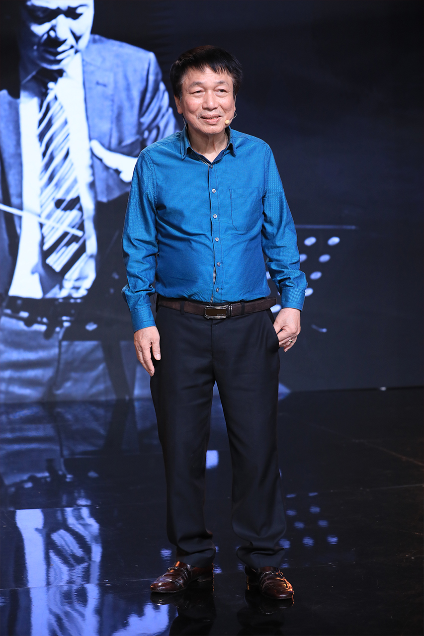Nhạc sĩ Phú Quang xuất hiện trong chương trình Ký Ức Vui Vẻ.