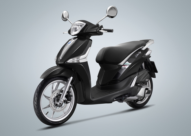 Cạnh tranh mạnh với Honda SH Mode.