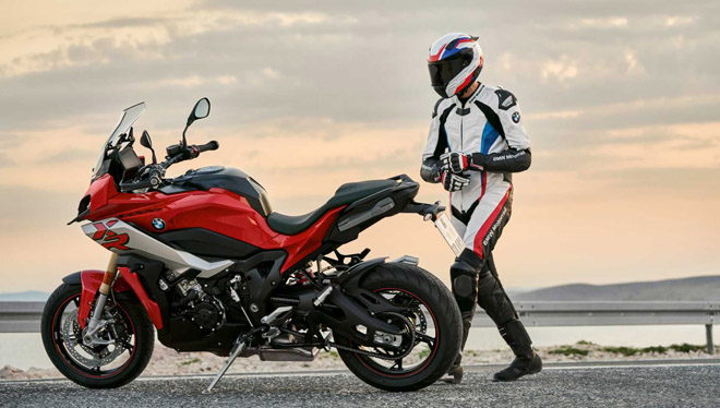 2020 BMW S 1000 XR: Mẫu sport touring đa dụng và đầy mạnh mẽ - 3