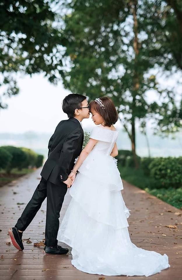 Chuyện tình đặc biệt của cặp đôi tí hon Nguyễn Văn Hùng và Diễm My từng gây xôn xao mạng xã hội