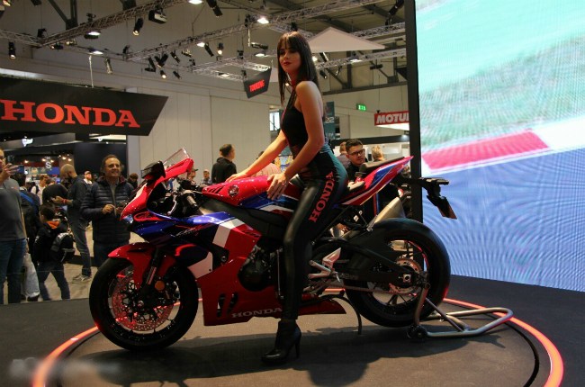 2020 Honda CBR1000RR-R nâng cấp mạnh, vô đối dải phân khối 1000cc - 10