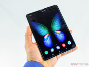 Thời trang Hi-tech - Galaxy Fold lại &quot;cháy hàng&quot; ngày lễ độc thân