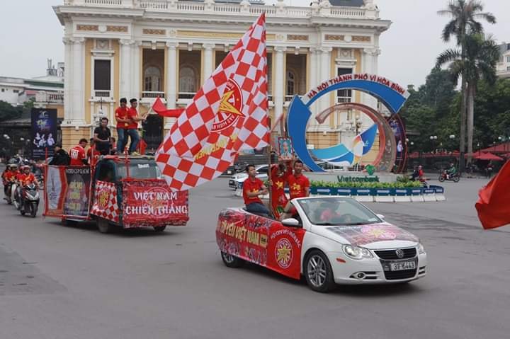 Việt Nam - UAE: Lịch sử tái hiện, triệu fan vỡ oà cùng giấc mơ World Cup - 52