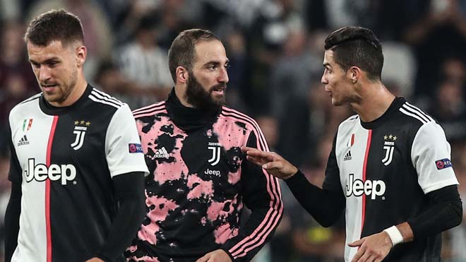 Higuain chấp nhận phải làm kẻ phụ tá cho Ronaldo