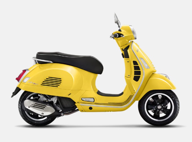 Vespa GTS Super Sport.