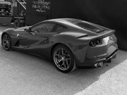 Ngắm xe - Siêu xe Ferrari 812 SuperFast đầu tiên về Việt Nam