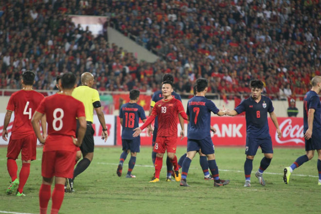 Giành 1 điểm trên sân Mỹ Đình trước Thái Lan, đội tuyển Việt Nam vẫn nhận được phần thưởng xứng đáng
