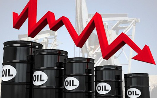 Giá dầu thô giảm mạnh gần 2 USD/thùng.
