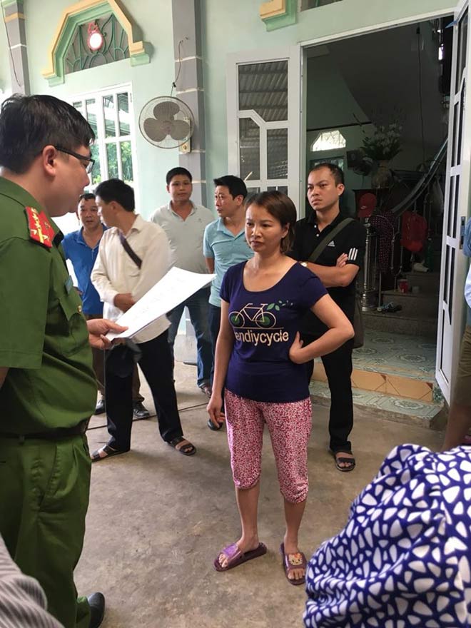 Cơ quan Cảnh sát Điều tra Công an tỉnh Điện Biên đọc lệnh bắt khẩn cấp đối tượng Trần Thị Hiền, phạm tội Buôn bán trái phép chất ma túy