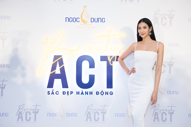 Hoàng Thùy góp mặt tại sự kiện “Beauty Act – Sắc đẹp hành động” của thẩm mỹ viện Ngọc Dung