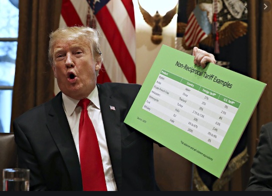 Nghiên cứu mới cho thấy người Mỹ đang phải gánh đòn thuế của ông Trump nhằm vào các mặt hàng Trung Quốc.