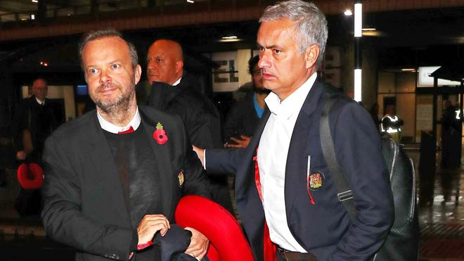 Phó chủ tịch Woodward khiến HLV Mourinho phải ra đi