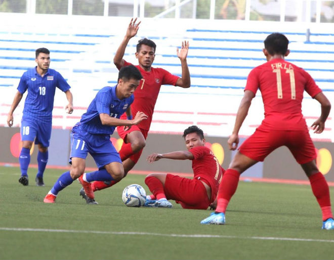 U22 Thái Lan bất lực trong việc ghi bàn và đã thua thảm U22 Indonesia 2 bàn không gỡ ở SEA Games 30