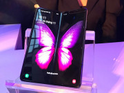 Thời trang Hi-tech - Tuyệt tác Galaxy Fold chính thức ra mắt tại Việt Nam, giá 50 triệu đồng