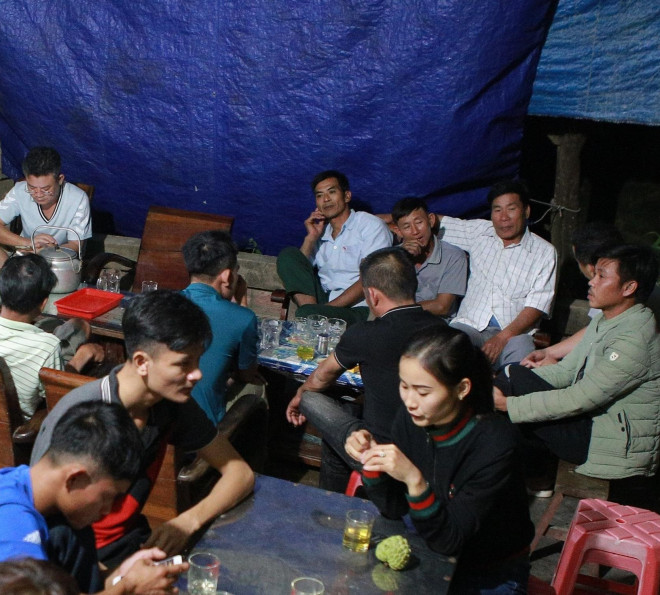 Các gia đình ở Nghệ An rất mong đưa thi thể người thân về quê mai táng.