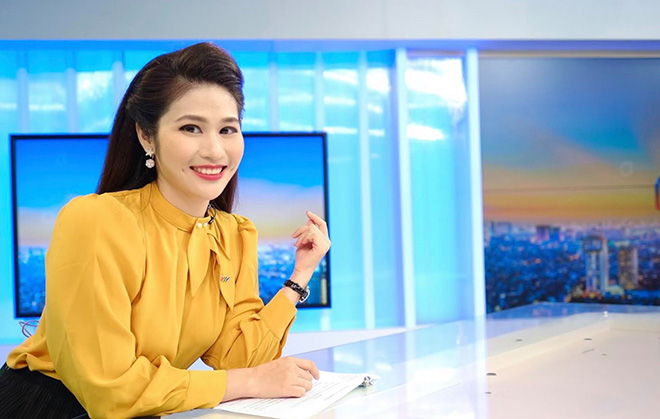 Ảnh hiếm của MC Thời sự VTV bị khán giả &#34;mắng mỏ thậm tệ&#34; vì nghĩ kiêu căng - 5