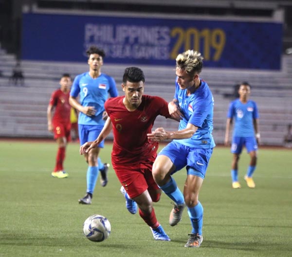 Trực tiếp bóng đá U22 Indonesia - U22 Singapore: Căng thẳng những phút cuối (Hết giờ) - 2