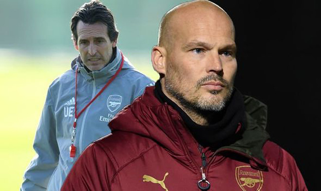 Freddie Ljungerg sẽ tạm thời dẫn dắt Arsenal sau khi Unai Emery bị sa thải