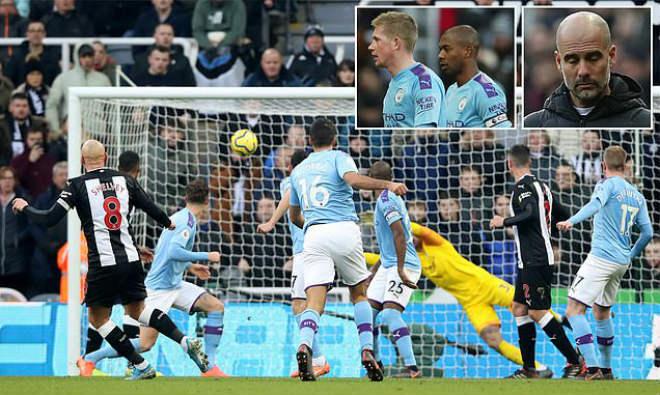 Man City bất ngờ bị cầm chân trên sân của Newcastle