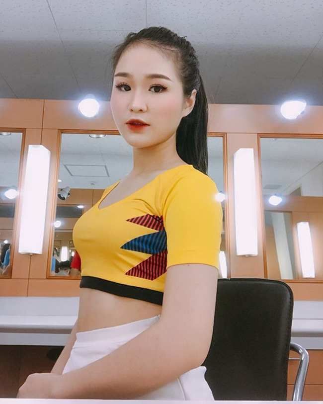 Linh Trang từng đại diện cho tuyển Colombia trong chương trình “Nóng cùng World Cup”.