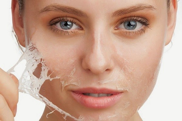 Tẩy da chết là một trong những bước chăm sóc da cơ bản