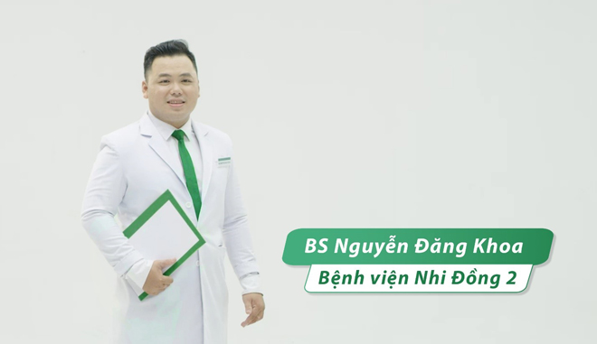 Bác sĩ Nguyễn Đăng Khoa (Bệnh viện Nhi Đồng 2) mách các gia đình những thói quen tốt, giúp phòng ngừa cúm thời điểm giao mùa