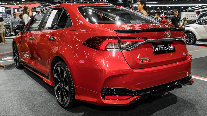 Toyota Corolla Altis GR Sport 2019 ra mắt tại Thái Lan, giá từ 751 triệu đồng - 2