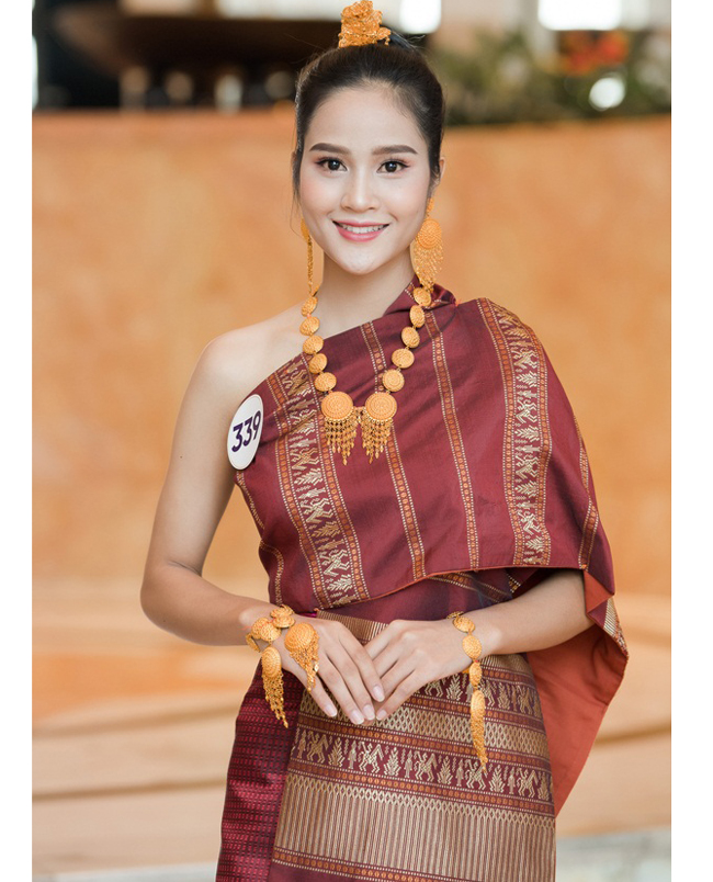 Cô cũng là một trong những thí sinh có vòng eo bé nhất sơ khảo Hoa hậu Hoàn Vũ Việt Nam 2019. 