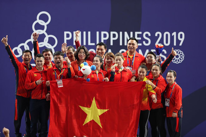 Đoàn cử tạ Việt Nam thành công rực rỡ tại SEA Games 30