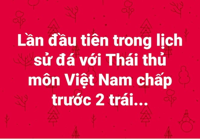 &nbsp;Với 2 bàn thua chóng vánh đầu trận, cộng đồng mạng đùa rằng thủ môn U22 Việt Nam chấp đội bạn.