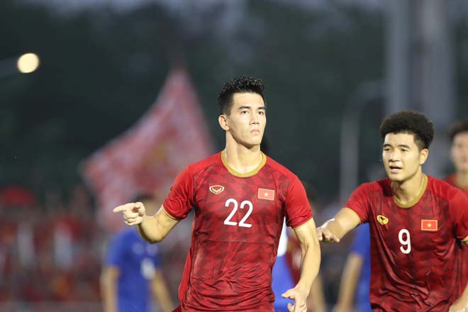 Người hùng Tiến Linh giúp U22 Việt Nam vào bán kết SEA Games 30