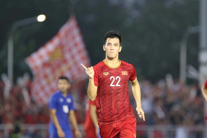 Tiến Linh giúp U22 Việt Nam vào bán kết SEA Games 30