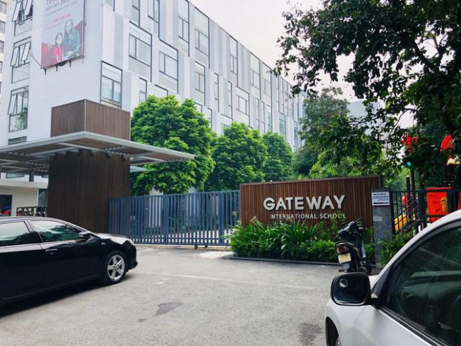 Trường Gateway, nơi xảy ra sự việc