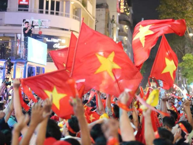 Chiến thắng giòn giã, fan háo hức chờ ngày U22 Việt Nam ẵm huy chương vàng SEA Games