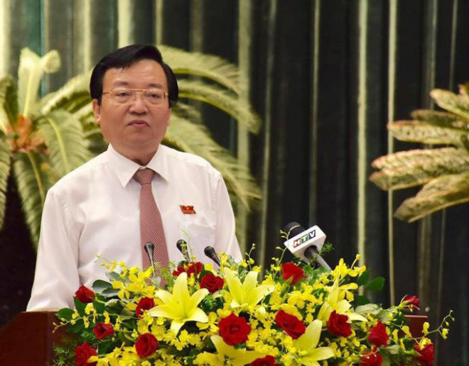 Giám đốc Sở GD-ĐT TP HCM Lê Hồng Sơn thông tin việc nhận thù lao từ NXB Giáo dục