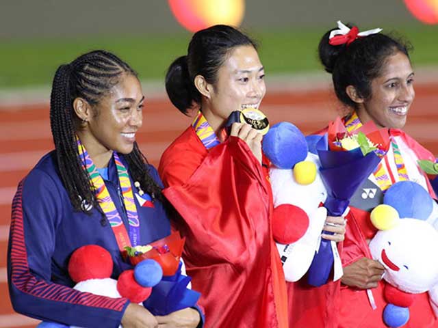 Tú Chinh chạy 100m thắng sao gốc Mỹ: Bí quyết lấy HCV danh giá nhất SEA Games