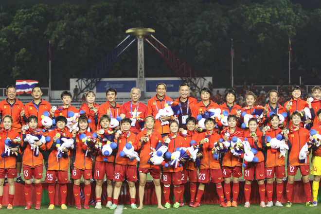 ĐT nữ Việt Nam đã bảo vệ thành công tấm HCV bóng đá SEA Games vô cùng xứng đáng