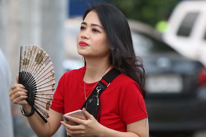 Trực tiếp không khí U22 Việt Nam tranh vàng SEA Games: Fan Việt &#34;nhuộm đỏ&#34; Rizal Memorial - 10