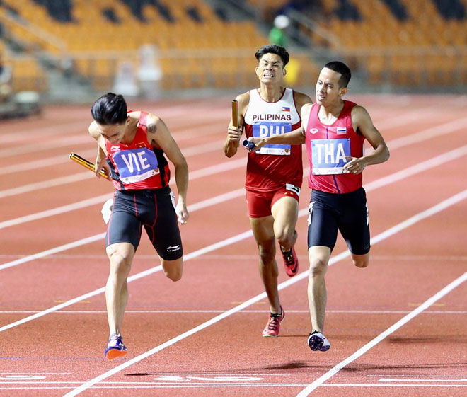 SEA Games 30, đoàn Việt Nam 10/12: Bùng nổ bóng đá nam HCV thứ 98 - 1