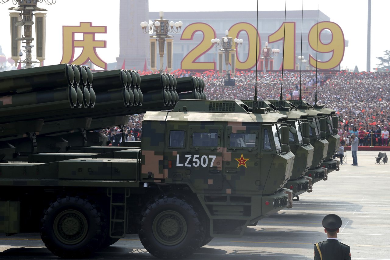Pháo phản lực Trung Quốc xuất hiện trong lễ duyệt binh ngày 1.10.
